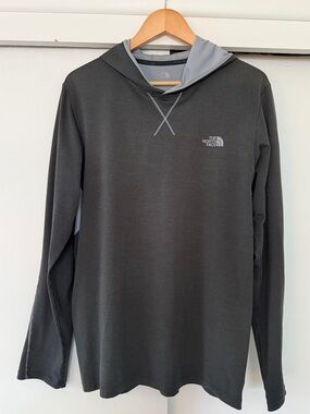 THE NORTH FACE MEN’S LIGHTWEIGHT HOODIE SIZE LARGE GRAY FASTDRY-XD